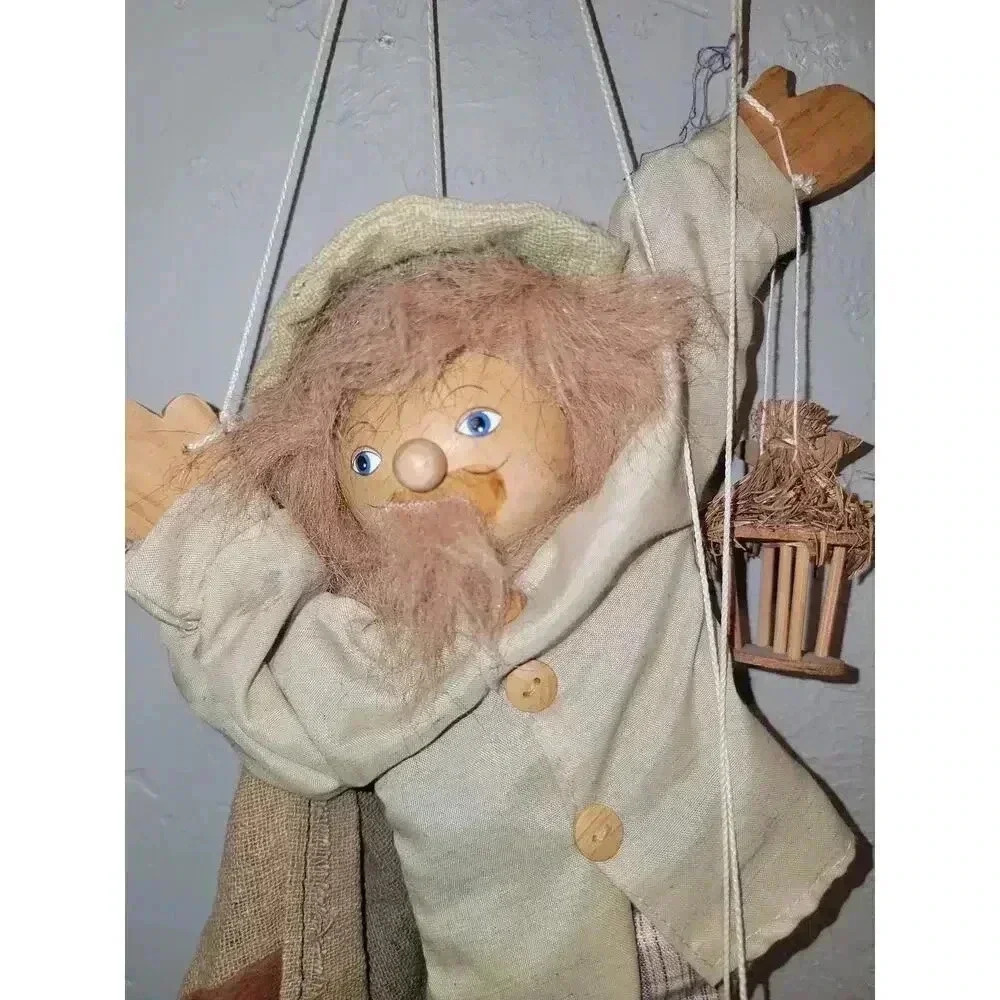 Old Man Marionette - Picture 2 of 6